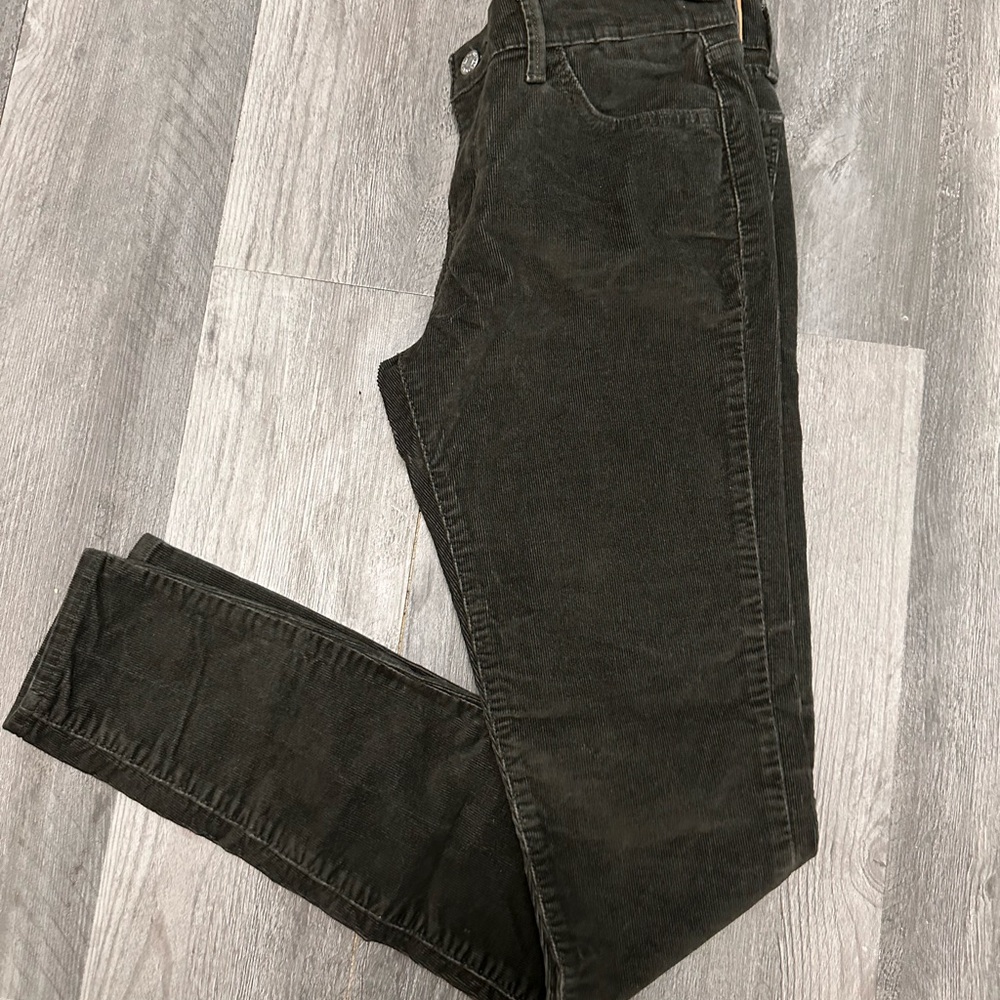 Levi’s green cords